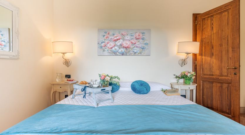 Photo of Pisan Stone