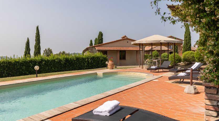 Photo of Pisan Stone