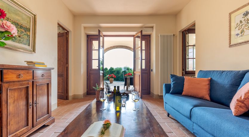 Photo of Pisan Stone