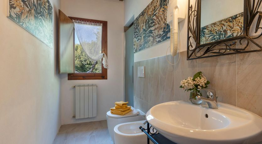 Photo of Rosemary & Oak