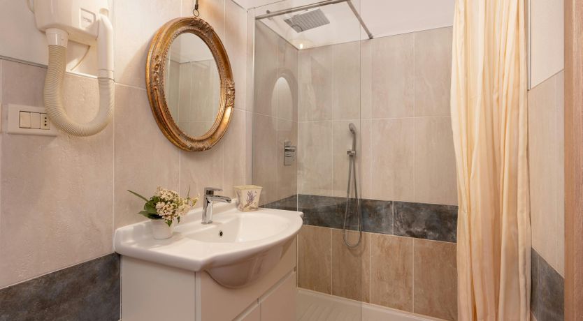 Photo of Rosemary & Oak