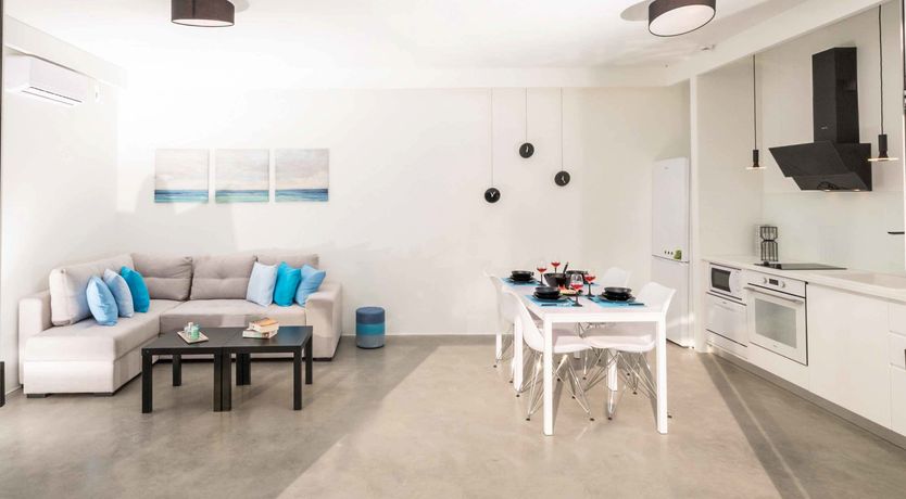 Photo of Echoes of Blue