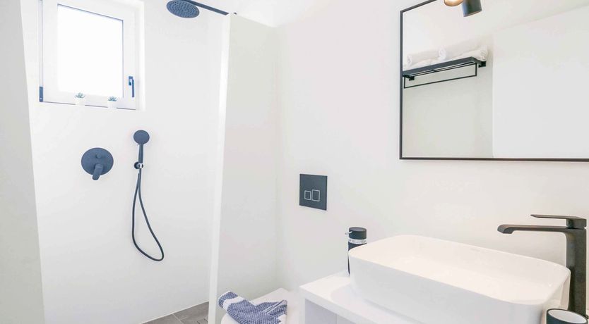 Photo of Echoes of Blue