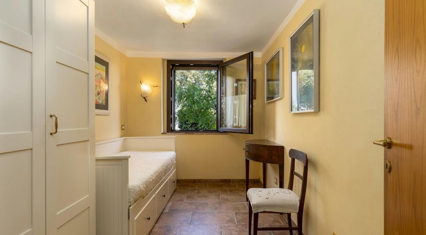 Photo of Elsa's Outlook