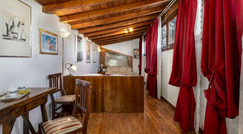 Photo of Elsa's Outlook