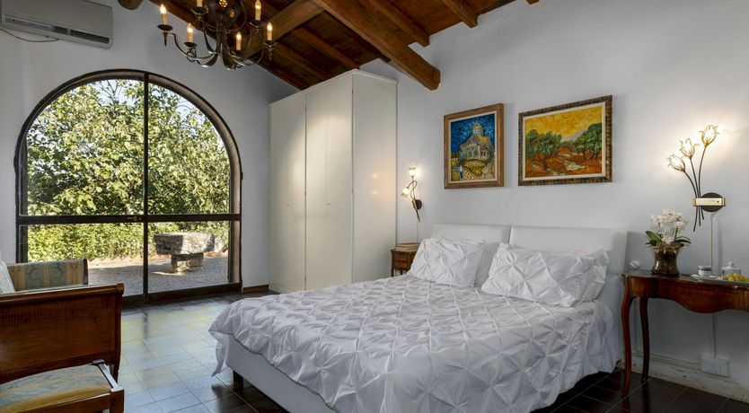 Photo of Elsa's Outlook