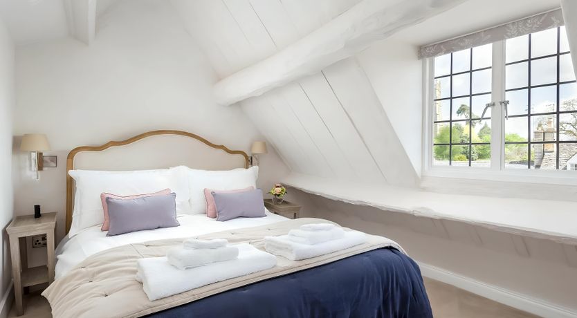 Photo of Honey & Oak