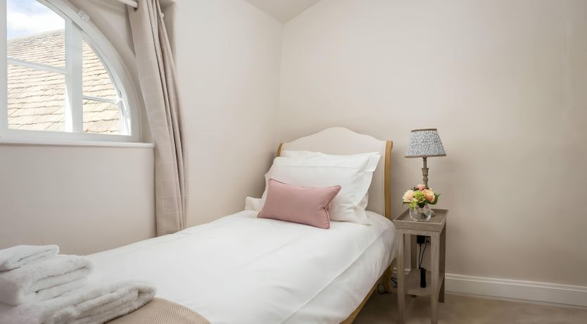 Photo of Honey & Oak