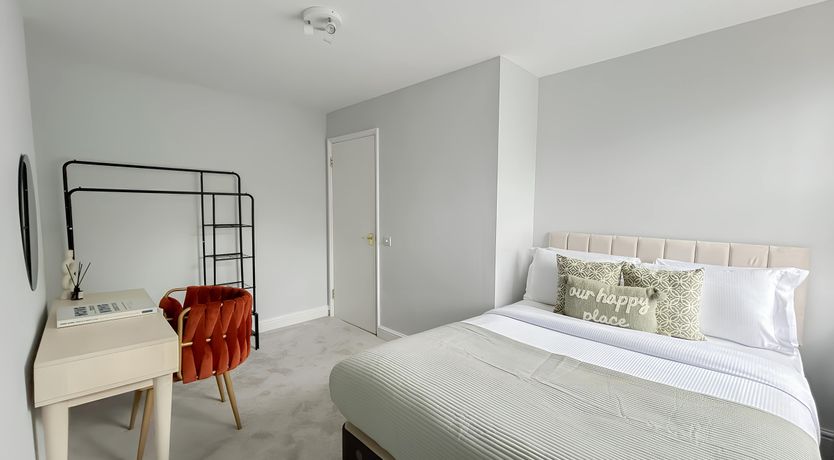 Photo of London Style