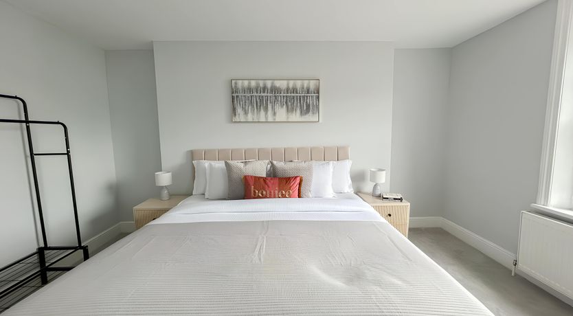 Photo of London Style