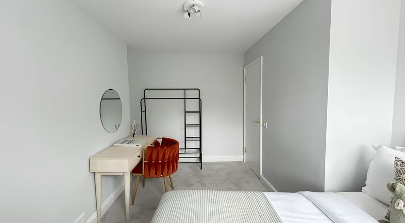 Photo of London Style