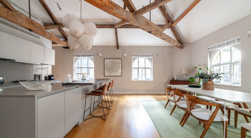 Photo of Bankside Paradise