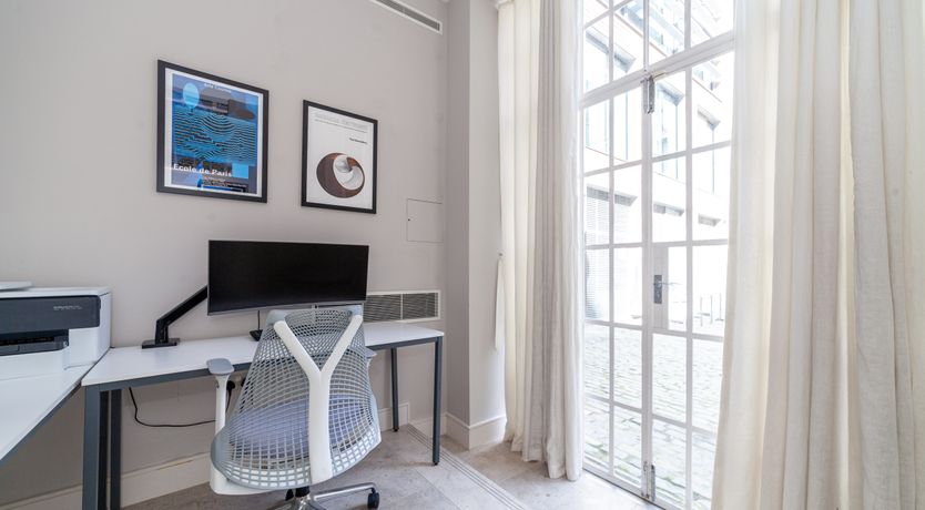 Photo of Bankside Paradise