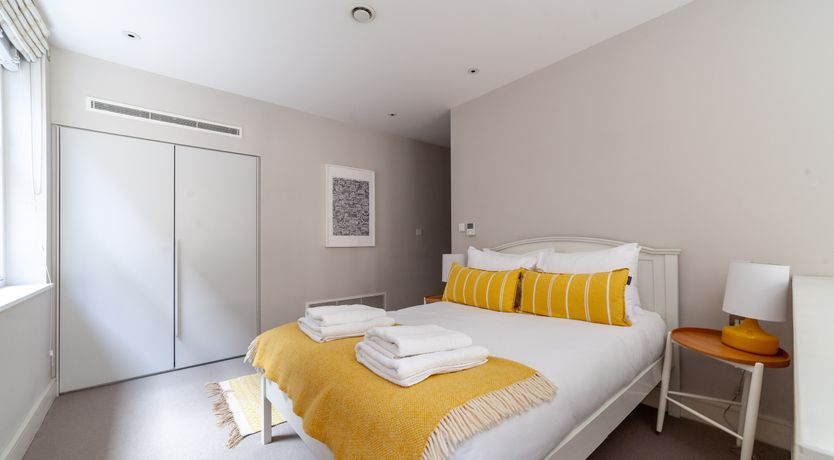 Photo of Bankside Paradise