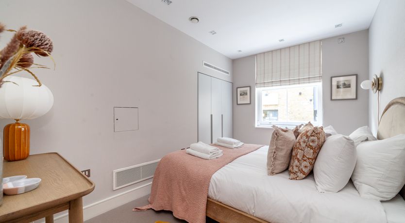 Photo of Bankside Paradise