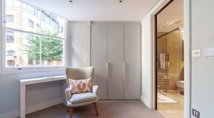 Photo of Bankside Paradise