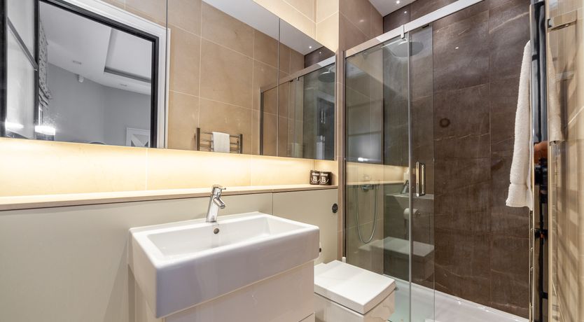 Photo of Bankside Paradise