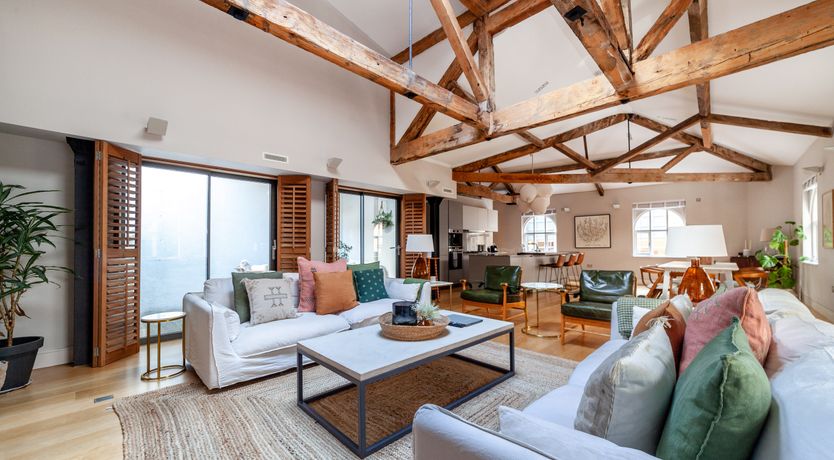 Photo of Bankside Paradise