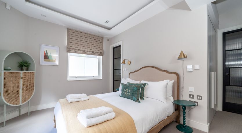 Photo of Bankside Paradise