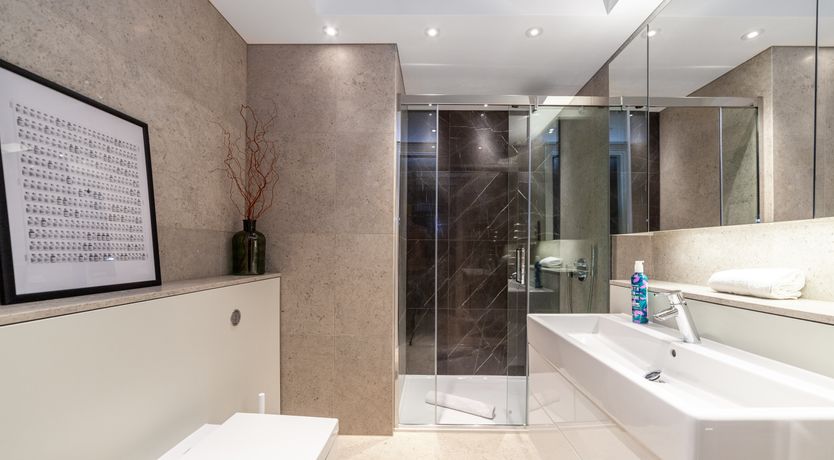 Photo of Bankside Paradise