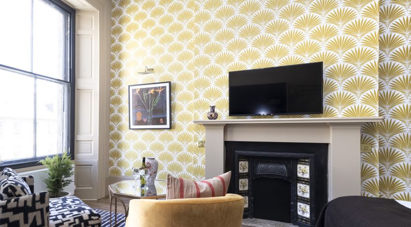 Photo of New Town Glory