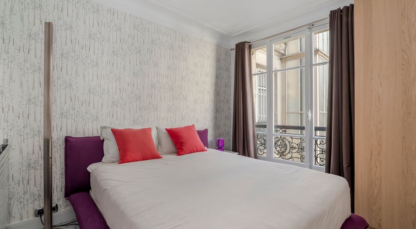 Photo of Triumphant Paris