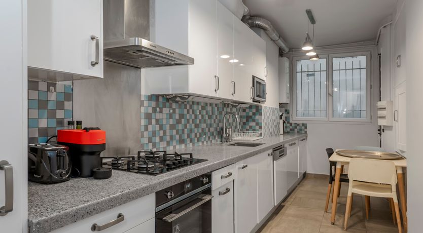 Photo of Triumphant Paris