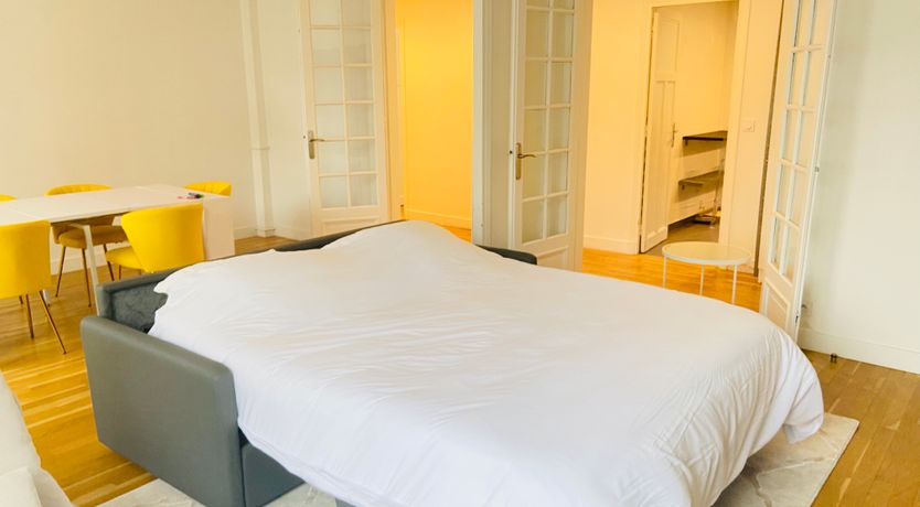 Photo of Lights of the Eiffel Tower