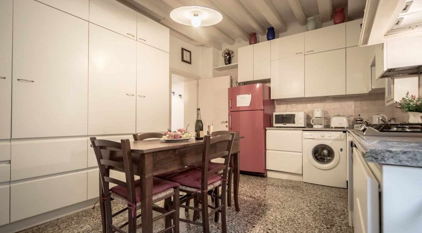 Photo of Arose at Dawn