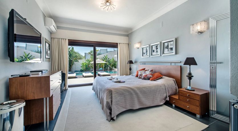 Photo of The Turquoise Sun