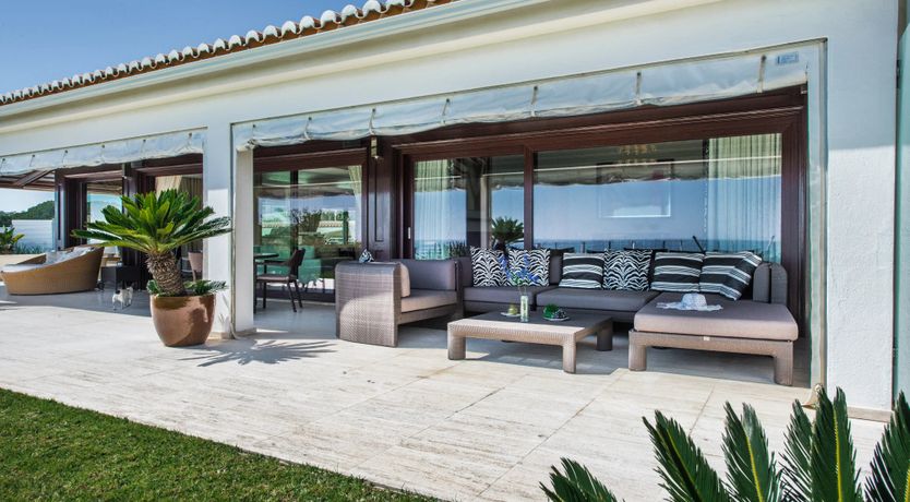 Photo of The Turquoise Sun