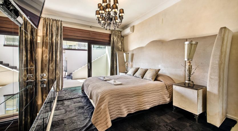 Photo of The Turquoise Sun