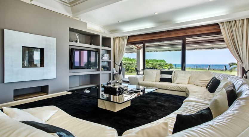 Photo of The Turquoise Sun