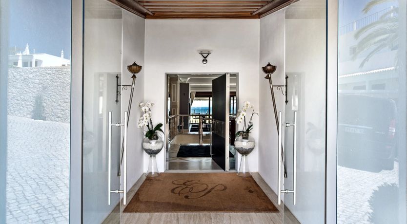 Photo of The Turquoise Sun