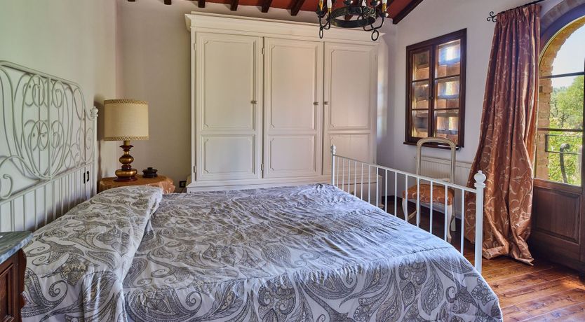 Photo of Olive & Grace