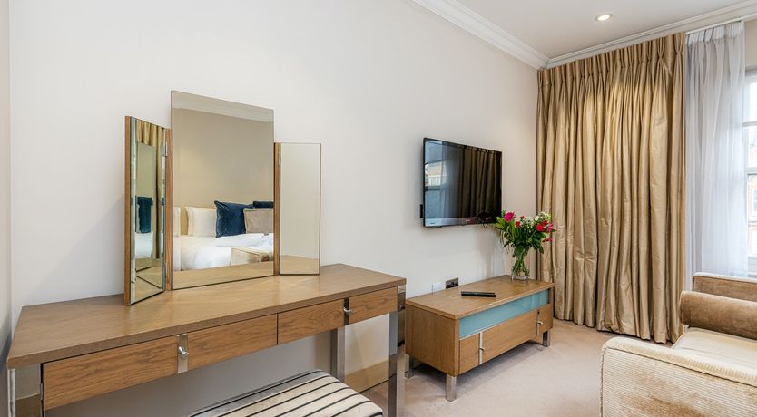 Photo of Knightsbridge Living