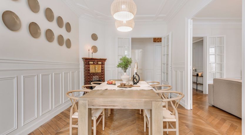 Photo of Shimmering Art