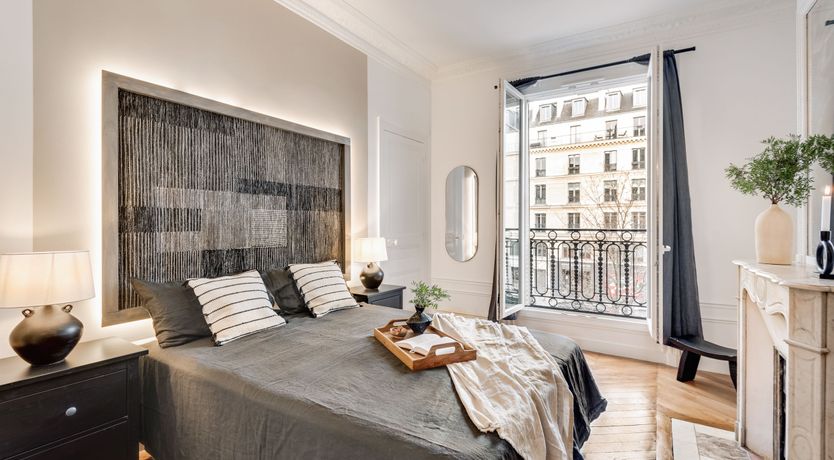 Photo of Shimmering Art