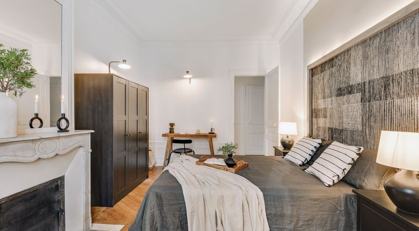 Photo of Shimmering Art