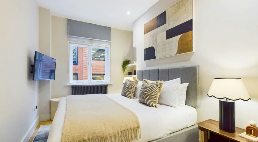 Photo of The Velvet Fog