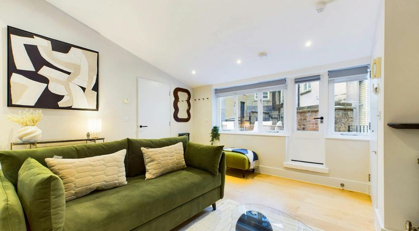 Photo of The Velvet Fog