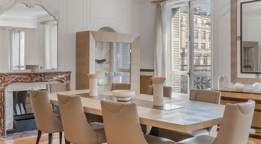 Photo of The Parisian Belle