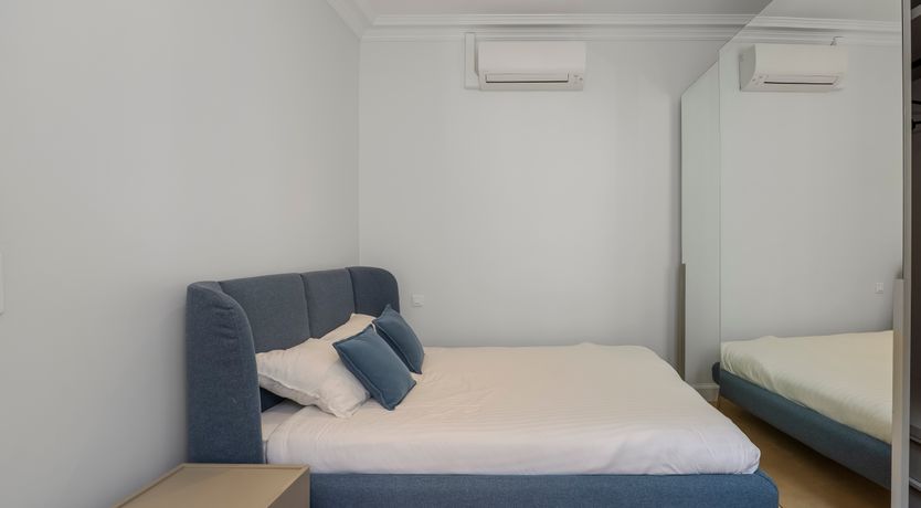 Photo of The Parisian Belle