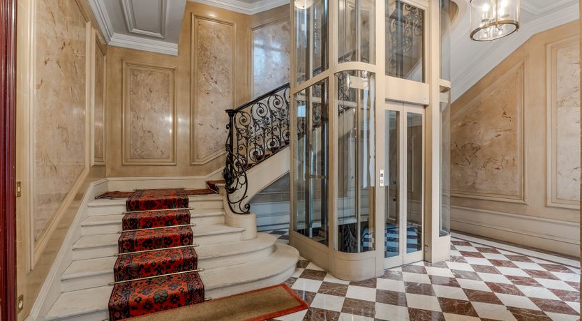 Photo of The Parisian Belle