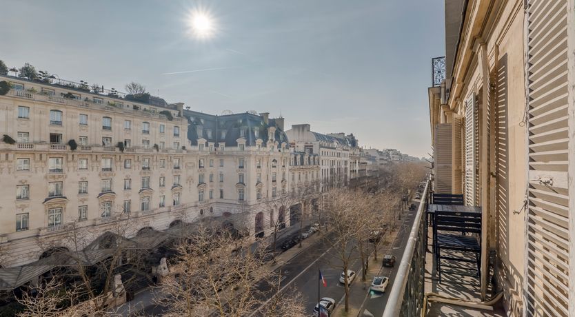 Photo of Luxe In Light