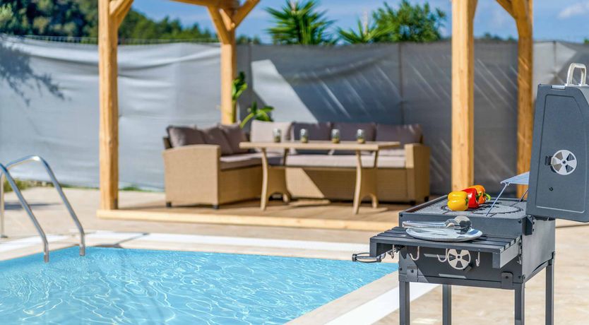 Photo of Water & Woodland