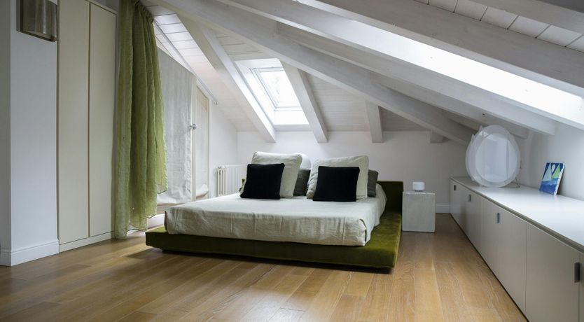 Photo of Acacias on the Lake