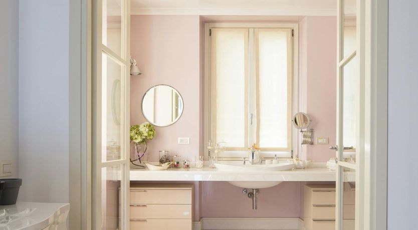 Photo of Acacias on the Lake