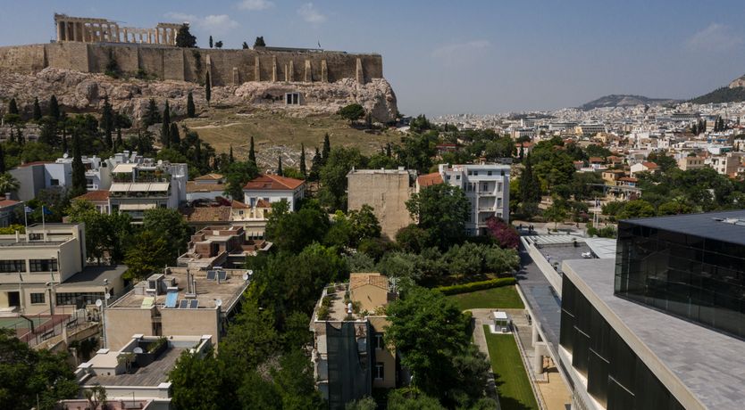 Photo of Ecru Elegance