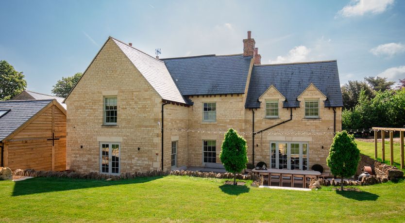 Photo of The Wisteria Bloom